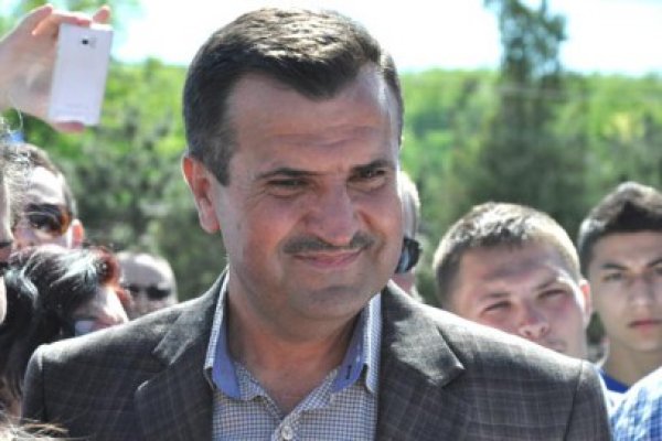 Primarul Vrabie a primit autorizaţia pentru protestul din faţa Consiliului Judeţean